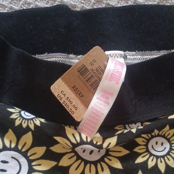 😍Bundle Of 2 PINK Victoria's Secret Black and Yellow Underwear Accessories - Picture 3 of 7